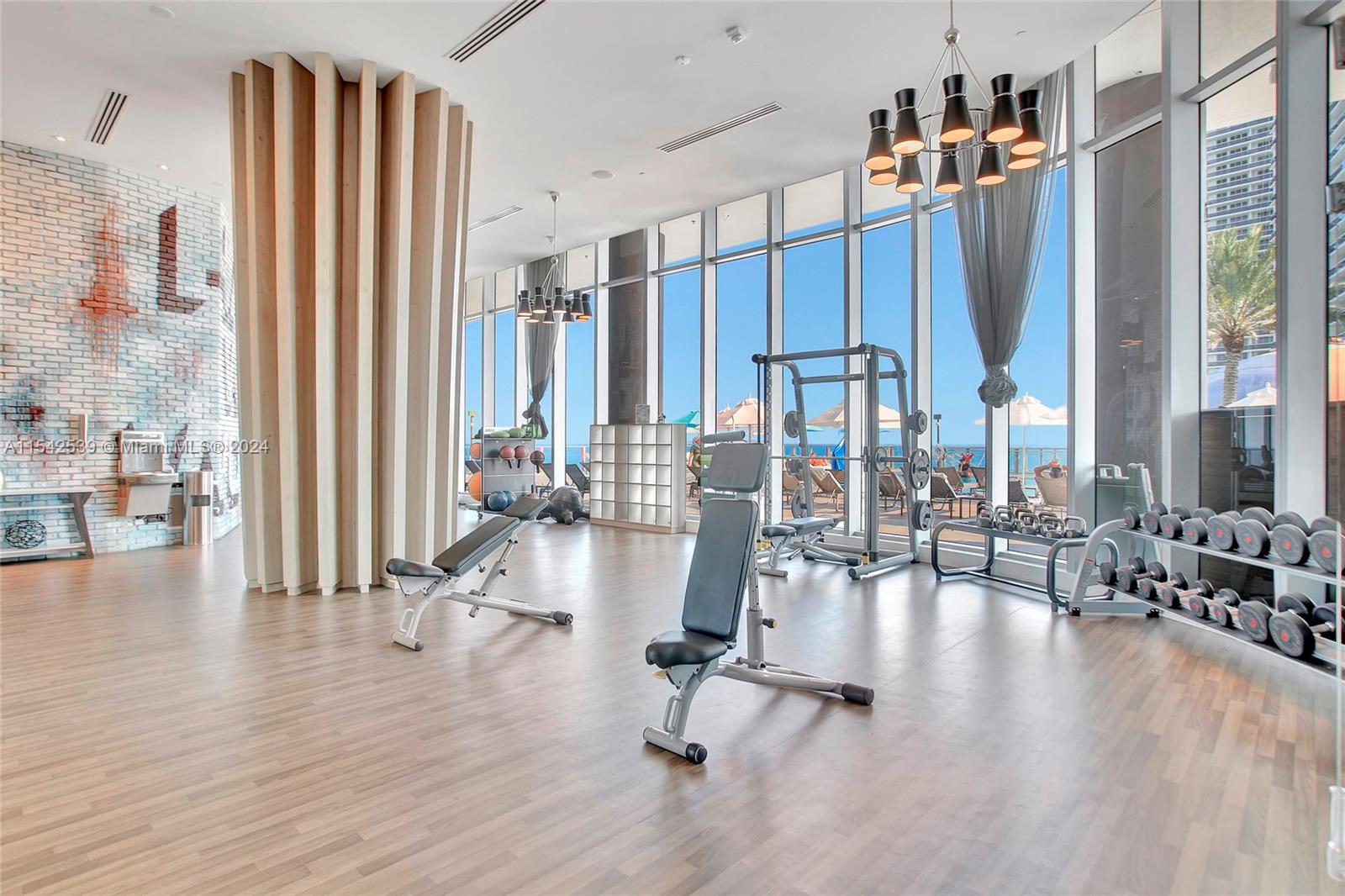 4111 S Ocean Dr 1001, Hollywood, Florida 33019, 3 Bedrooms Bedrooms, ,3 BathroomsBathrooms,Residential,For Sale,4111 S Ocean Dr 1001,A11542539