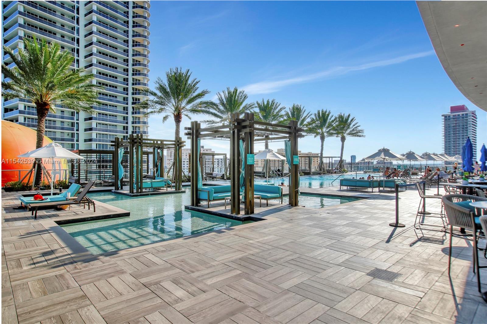 4111 S Ocean Dr 1001, Hollywood, Florida 33019, 3 Bedrooms Bedrooms, ,3 BathroomsBathrooms,Residential,For Sale,4111 S Ocean Dr 1001,A11542539