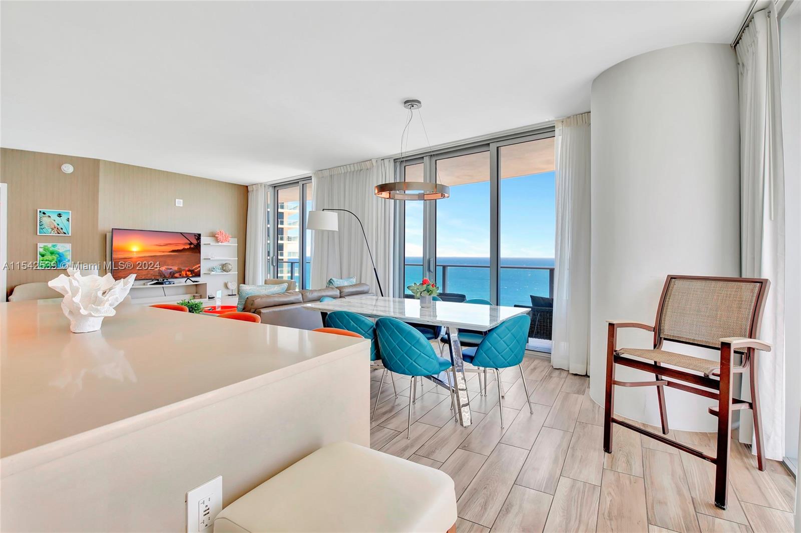 4111 S Ocean Dr 1001, Hollywood, Florida 33019, 3 Bedrooms Bedrooms, ,3 BathroomsBathrooms,Residential,For Sale,4111 S Ocean Dr 1001,A11542539