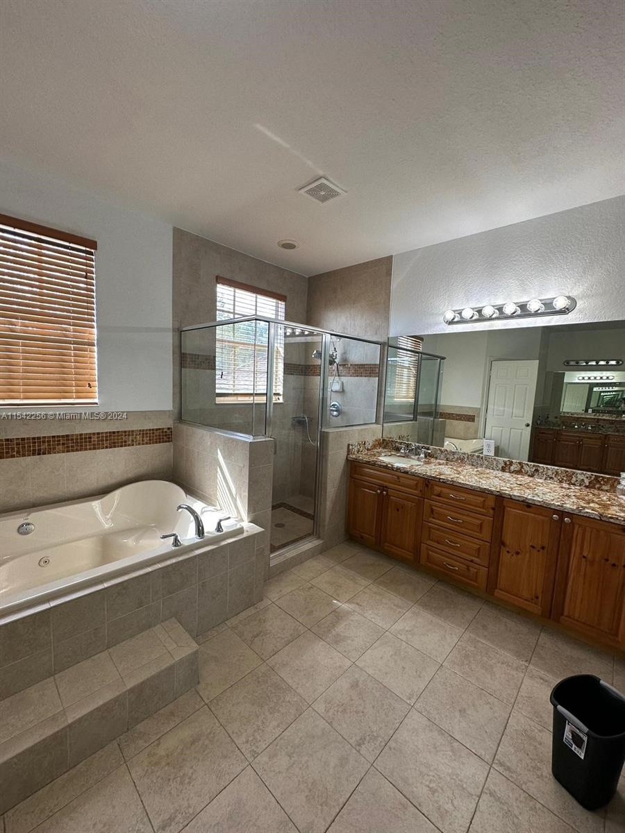 3003 SW 147th Pl, Miami, Florida 33185, 4 Bedrooms Bedrooms, ,3 BathroomsBathrooms,Residential,For Sale,3003 SW 147th Pl,A11542256