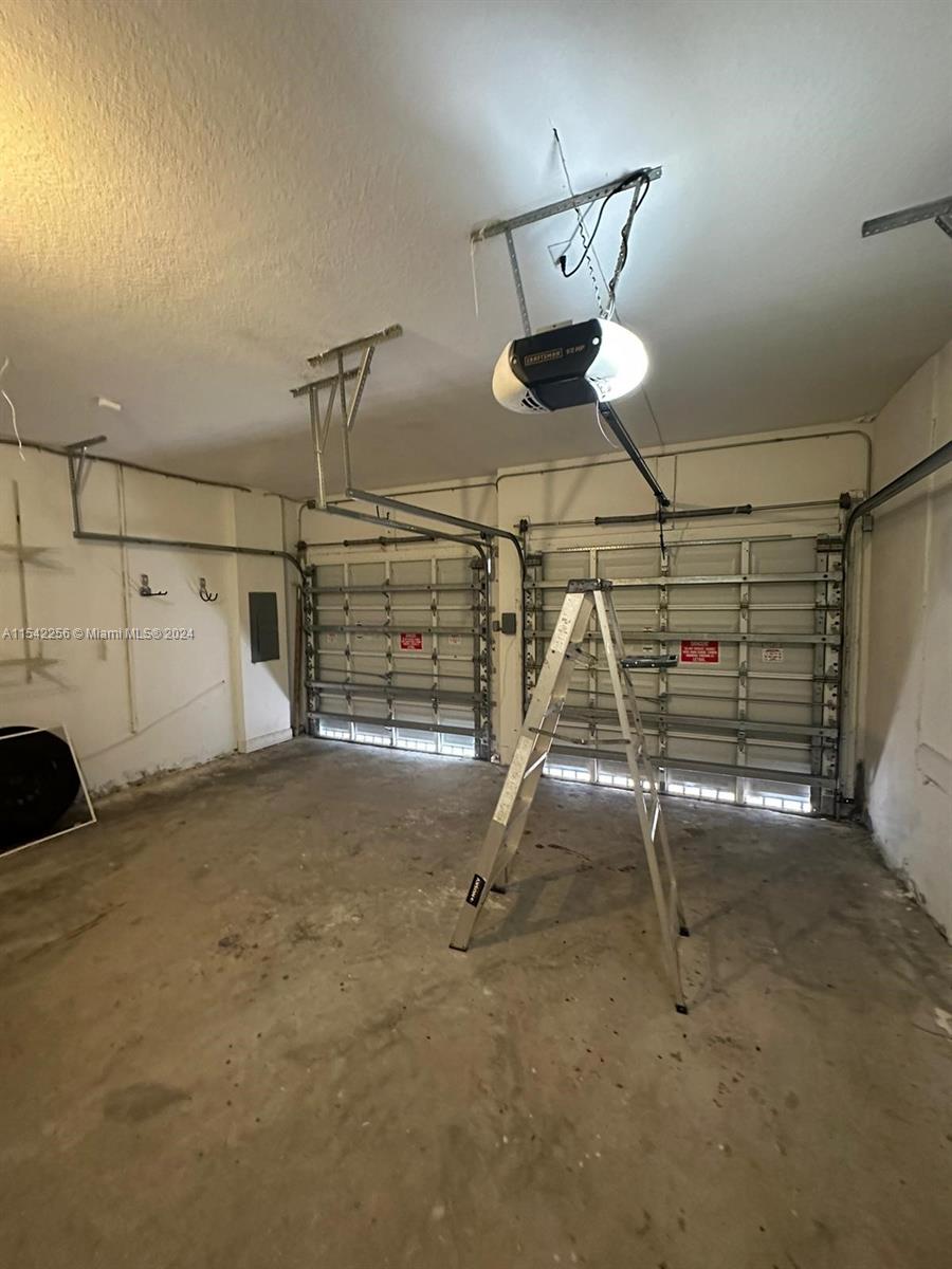 3003 SW 147th Pl, Miami, Florida 33185, 4 Bedrooms Bedrooms, ,3 BathroomsBathrooms,Residential,For Sale,3003 SW 147th Pl,A11542256