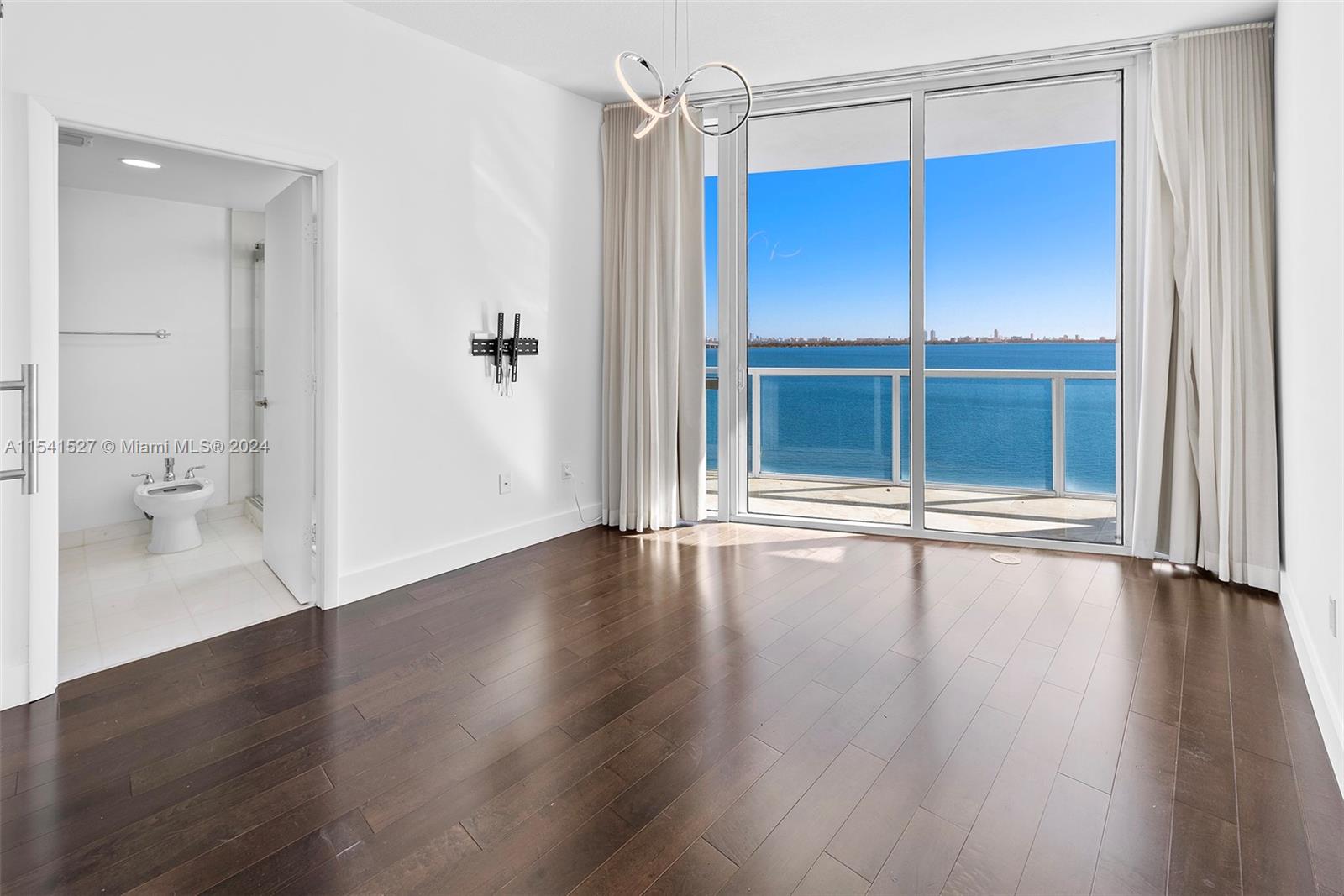 665 NE 25th Street 506, Miami, Florida 33137, 3 Bedrooms Bedrooms, ,3 BathroomsBathrooms,Residential,For Sale,665 NE 25th Street 506,A11541527