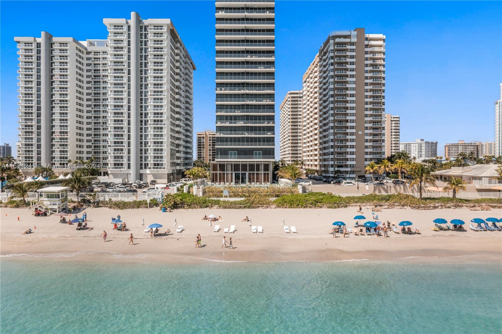2000 S Ocean Dr 8A, Hallandale Beach, Florida 33009, 3 Bedrooms Bedrooms, ,3 BathroomsBathrooms,Residentiallease,For Rent,2000 S Ocean Dr 8A,A11531241