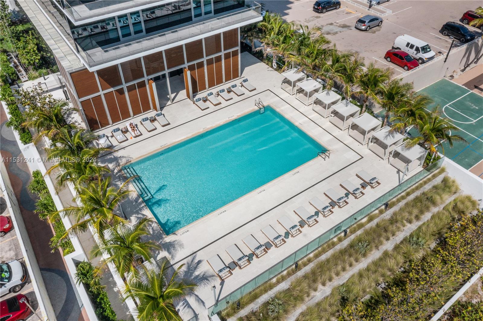 2000 S Ocean Dr 8A, Hallandale Beach, Florida 33009, 3 Bedrooms Bedrooms, ,3 BathroomsBathrooms,Residentiallease,For Rent,2000 S Ocean Dr 8A,A11531241