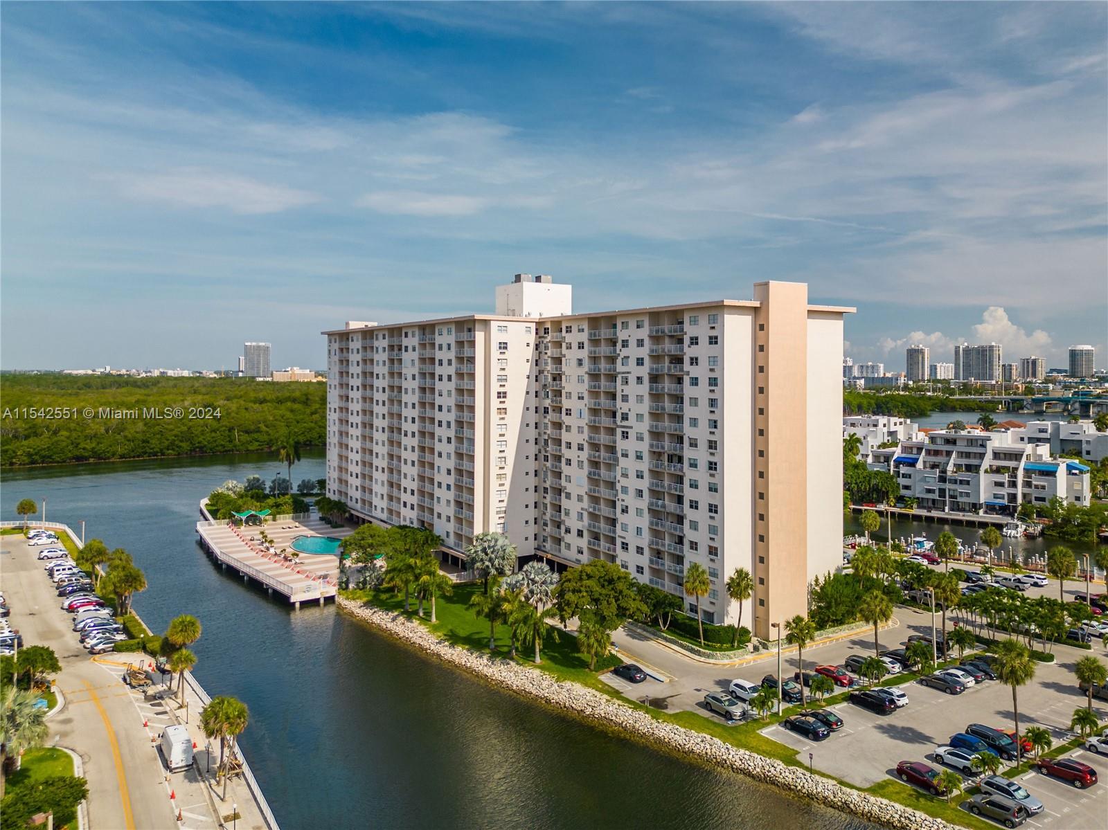 400 Kings Point Dr, Sunny Isles Beach, FL, 33160 United States, 1 Bedroom Bedrooms, ,1 BathroomBathrooms,Residential,For Sale,Kings Point Dr,A11542551