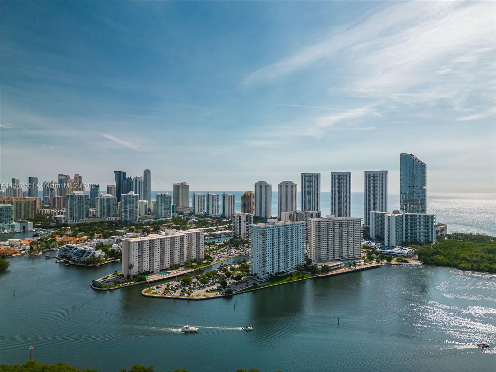 400 Kings Point Dr, Sunny Isles Beach, FL, 33160 United States, 1 Bedroom Bedrooms, ,1 BathroomBathrooms,Residential,For Sale,Kings Point Dr,A11542551