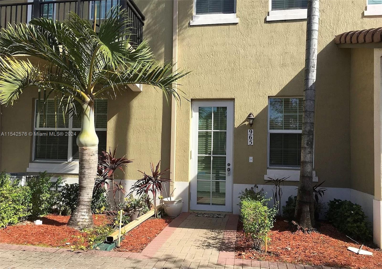 965 147th Ave, Pembroke Pines, FL, 33027 United States, 3 Bedrooms Bedrooms, ,2 BathroomsBathrooms,Residential,For Sale,147th Ave,A11542576