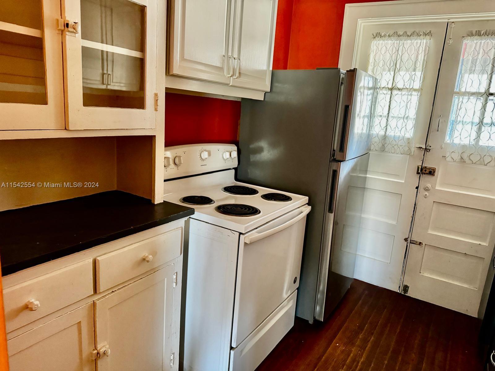 1800 Fillmore St D, Hollywood, Florida 33020, 1 Bedroom Bedrooms, ,1 BathroomBathrooms,Residentiallease,For Rent,1800 Fillmore St D,A11542554