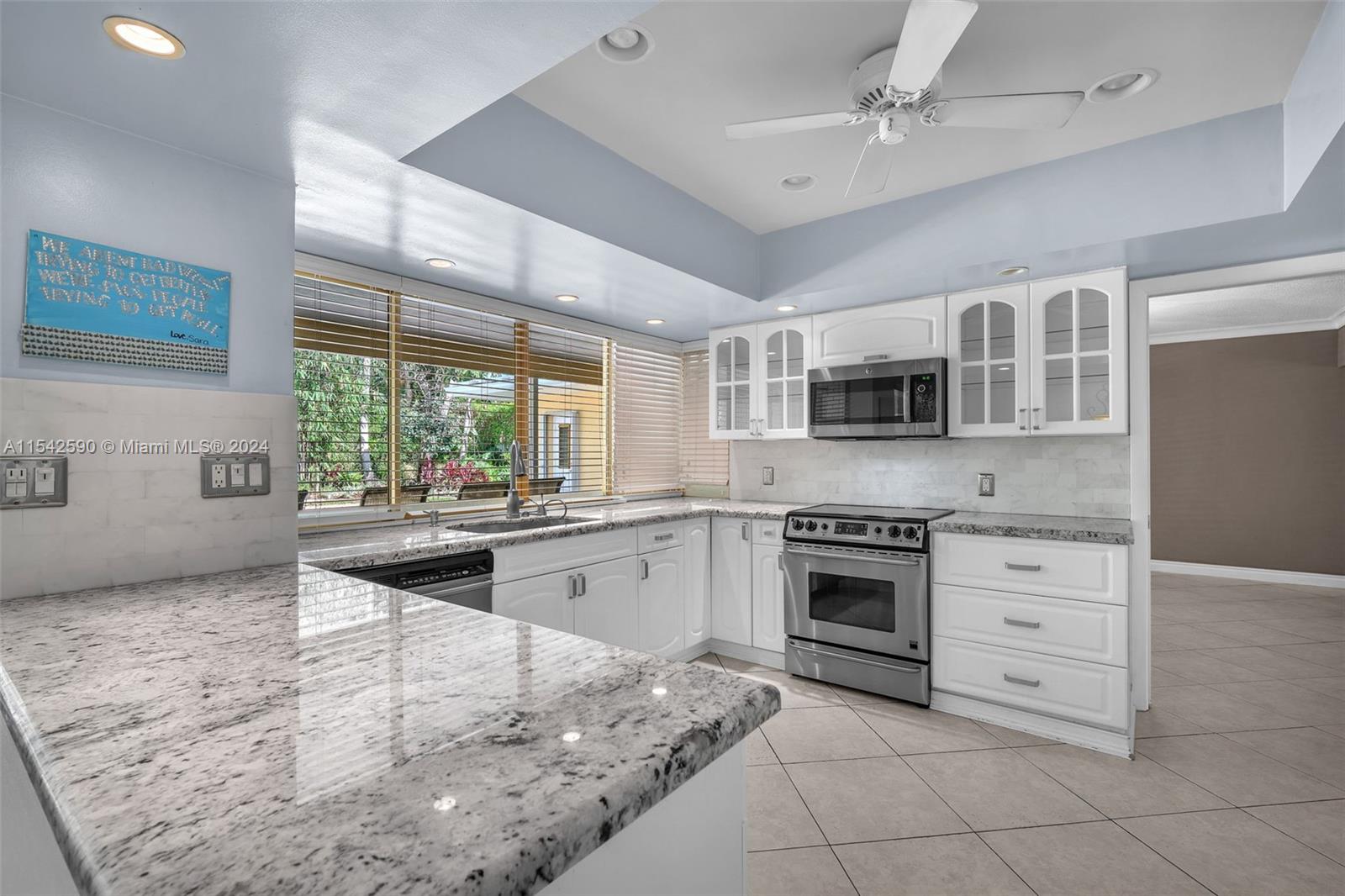 3901 N 36th Ave, Hollywood, Florida 33021, 3 Bedrooms Bedrooms, ,2 BathroomsBathrooms,Residential,For Sale,3901 N 36th Ave,A11542590