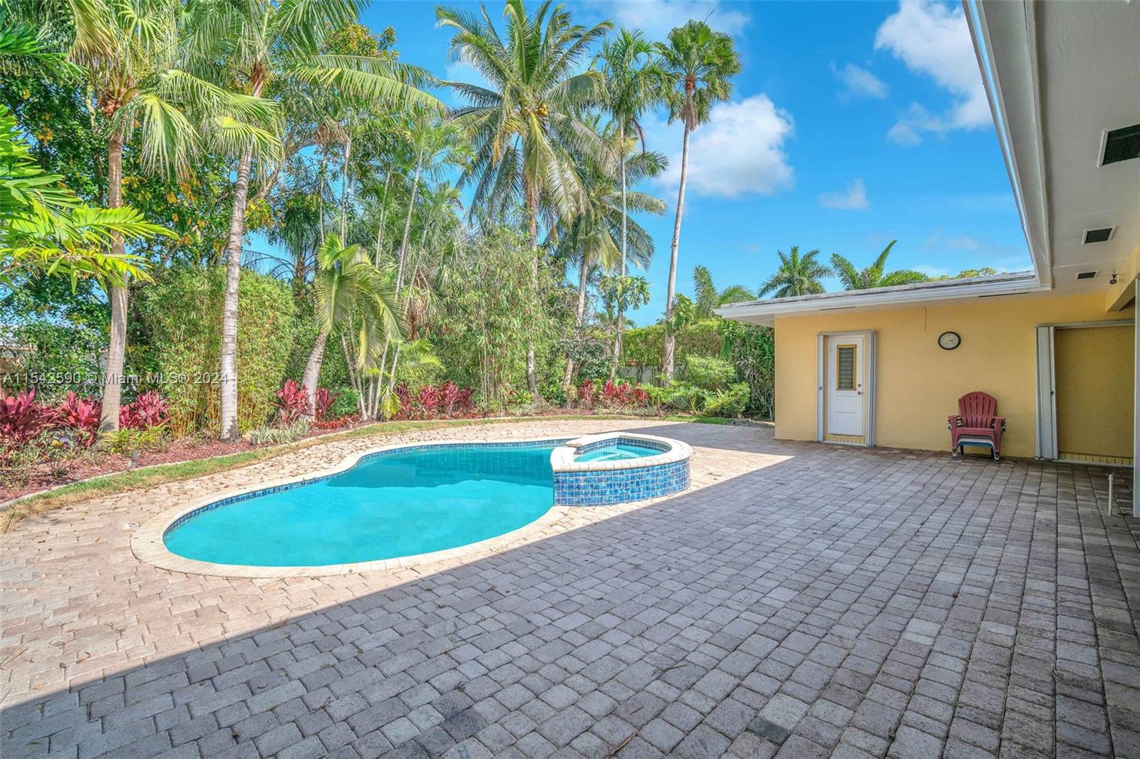 3901 N 36th Ave, Hollywood, Florida 33021, 3 Bedrooms Bedrooms, ,2 BathroomsBathrooms,Residential,For Sale,3901 N 36th Ave,A11542590