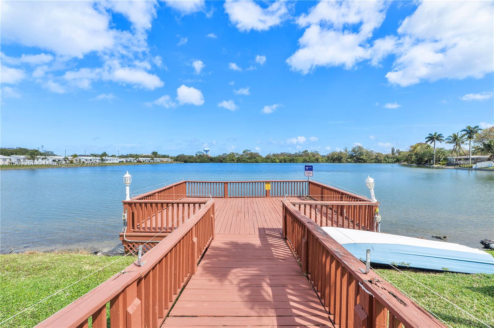 3114 Byron Cir 128, Hollywood, Florida 33021, 2 Bedrooms Bedrooms, ,1 BathroomBathrooms,Residentiallease,For Rent,3114 Byron Cir 128,A11509352