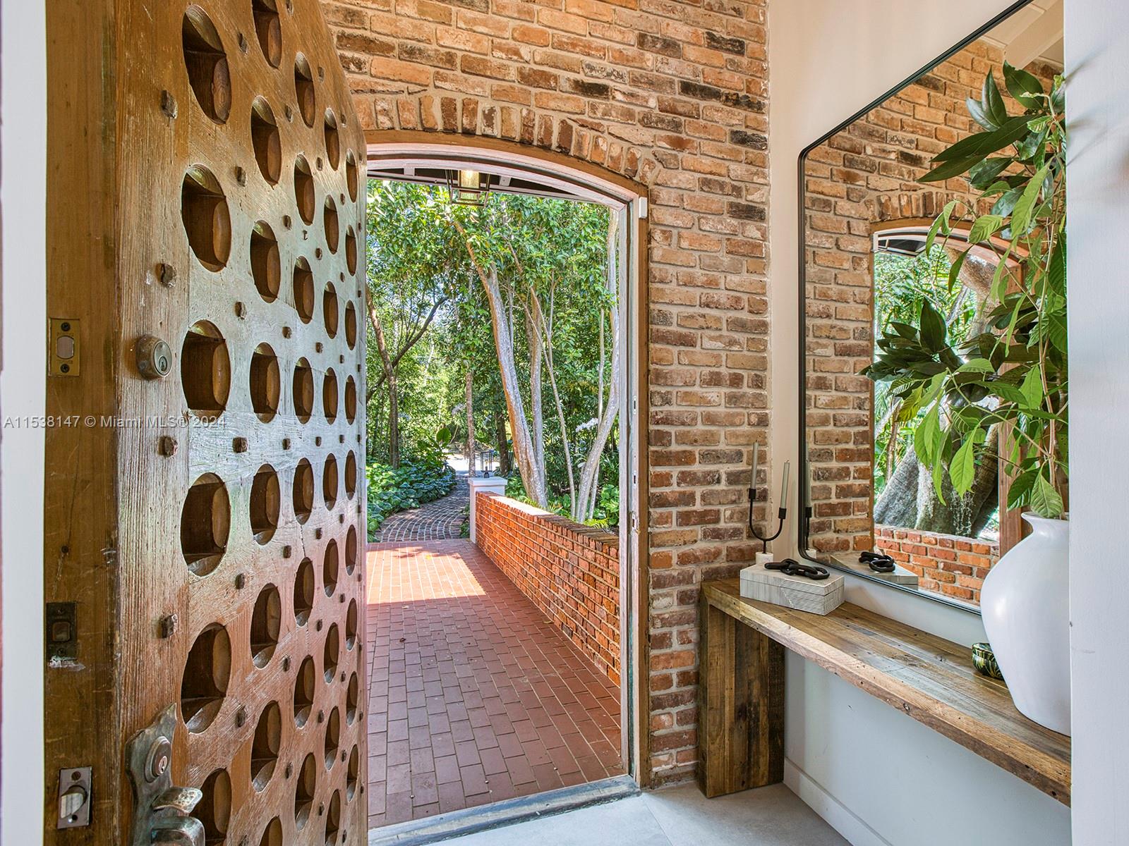 6520 134th Dr, Pinecrest, FL, 33156 United States, 5 Bedrooms Bedrooms, ,4 BathroomsBathrooms,Residential,For Sale,134th Dr,A11538147