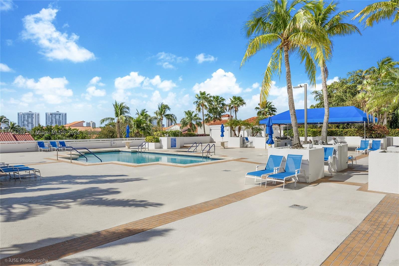 3600 Yacht Club Dr 304, Aventura, Florida 33180, 1 Bedroom Bedrooms, ,2 BathroomsBathrooms,Residential,For Sale,3600 Yacht Club Dr 304,A11542621