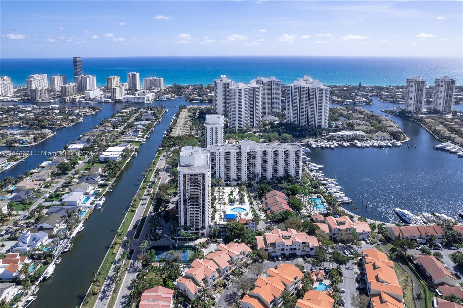3600 Yacht Club Dr 304, Aventura, Florida 33180, 1 Bedroom Bedrooms, ,2 BathroomsBathrooms,Residential,For Sale,3600 Yacht Club Dr 304,A11542621