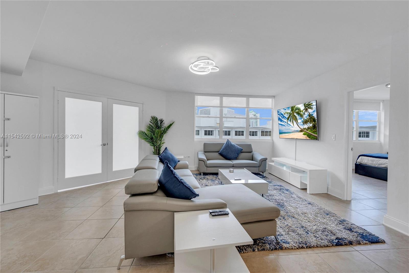 999 Brickell Bay Dr 2007, Miami, Florida 33131, 2 Bedrooms Bedrooms, ,2 BathroomsBathrooms,Residentiallease,For Rent,999 Brickell Bay Dr 2007,A11542592