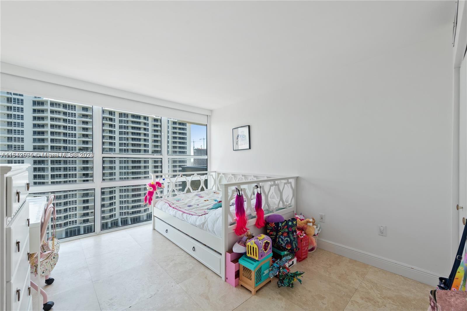 600 NE 36th St 2004, Miami, Florida 33137, 2 Bedrooms Bedrooms, ,2 BathroomsBathrooms,Residential,For Sale,600 NE 36th St 2004,A11542504