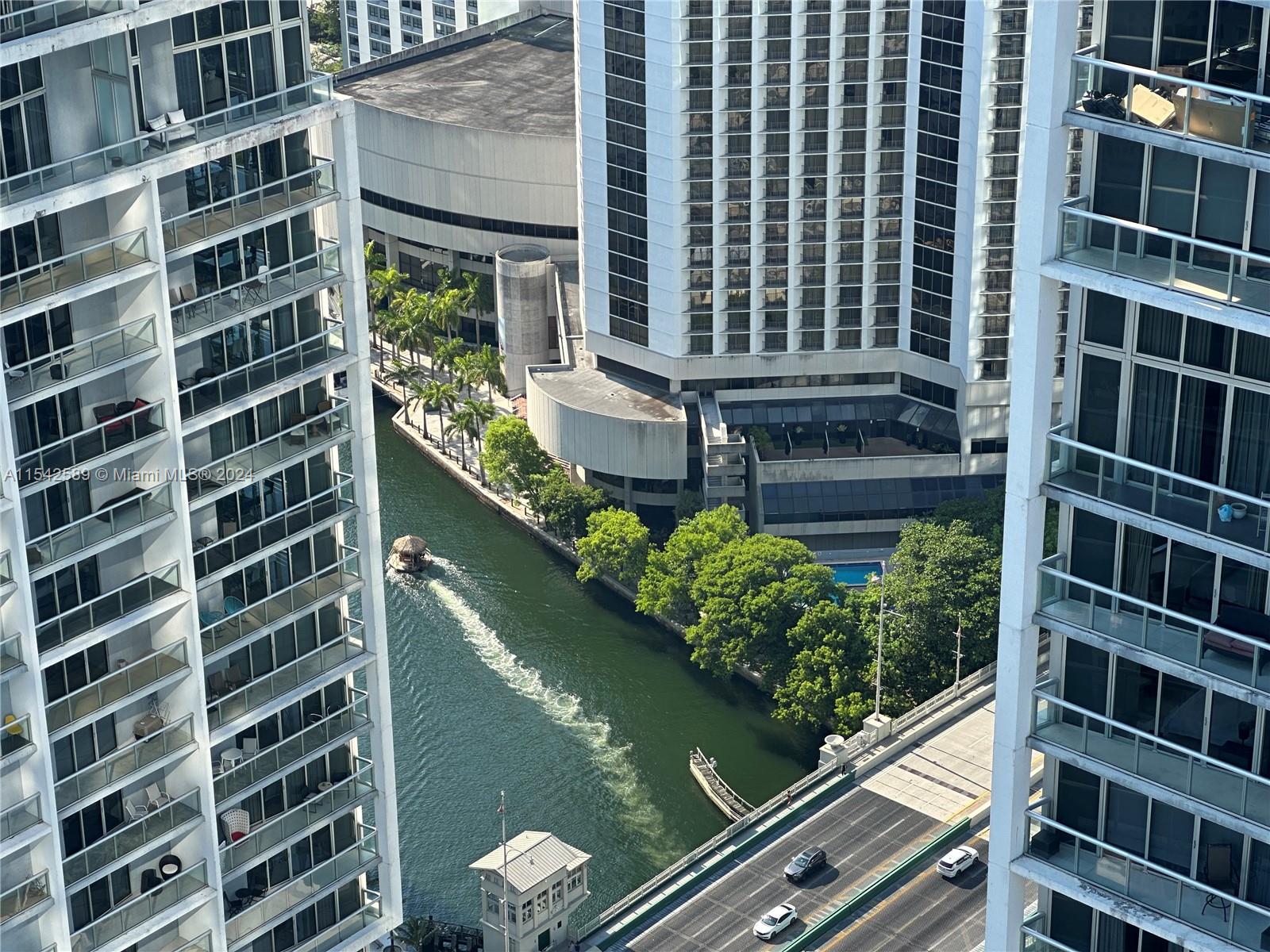 495 Brickell Ave 4906, Miami, Florida 33131, 1 Bedroom Bedrooms, ,1 BathroomBathrooms,Residentiallease,For Rent,495 Brickell Ave 4906,A11542589