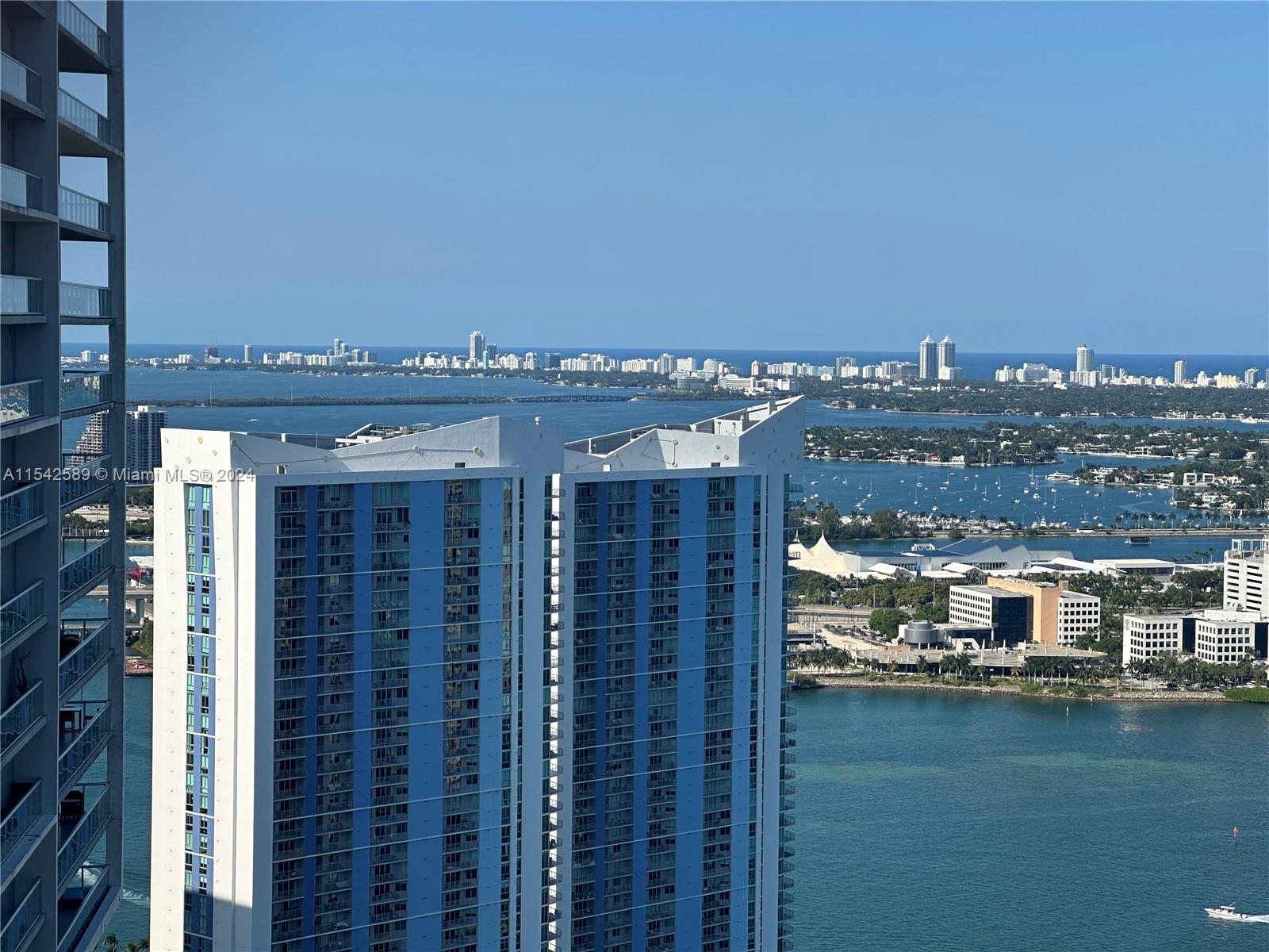 495 Brickell Ave 4906, Miami, Florida 33131, 1 Bedroom Bedrooms, ,1 BathroomBathrooms,Residentiallease,For Rent,495 Brickell Ave 4906,A11542589