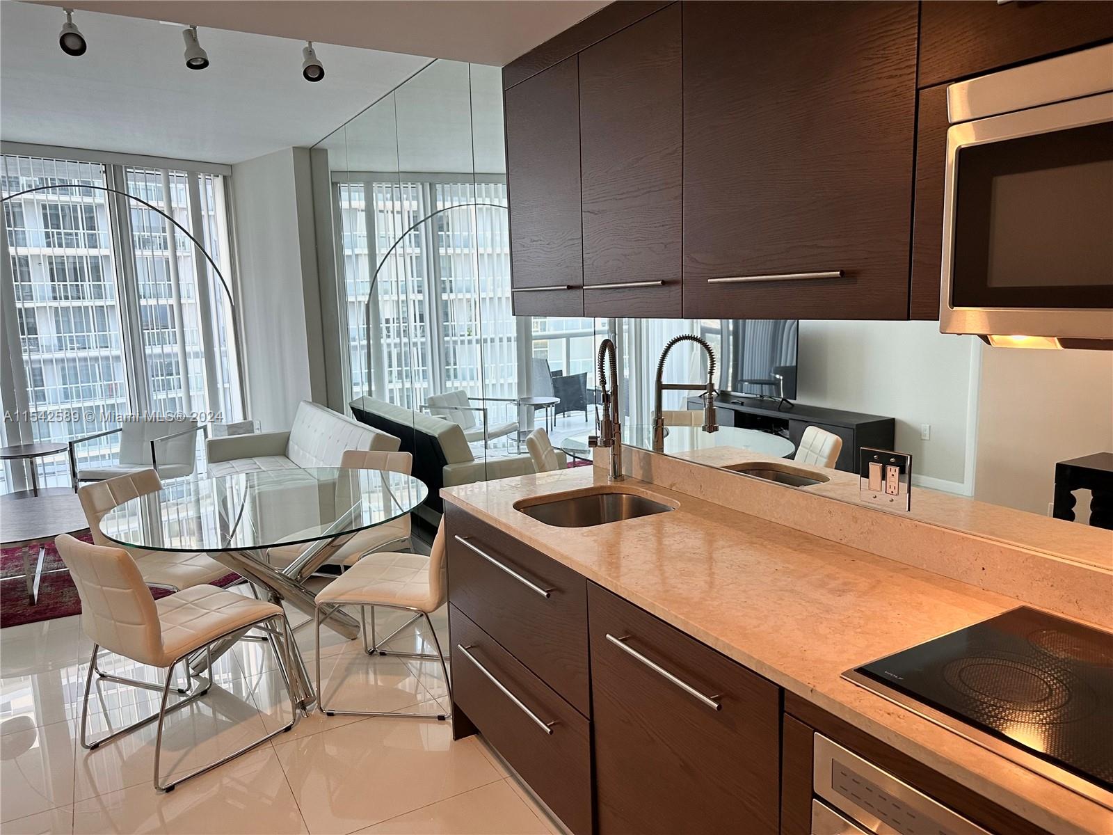 495 Brickell Ave 4906, Miami, Florida 33131, 1 Bedroom Bedrooms, ,1 BathroomBathrooms,Residentiallease,For Rent,495 Brickell Ave 4906,A11542589