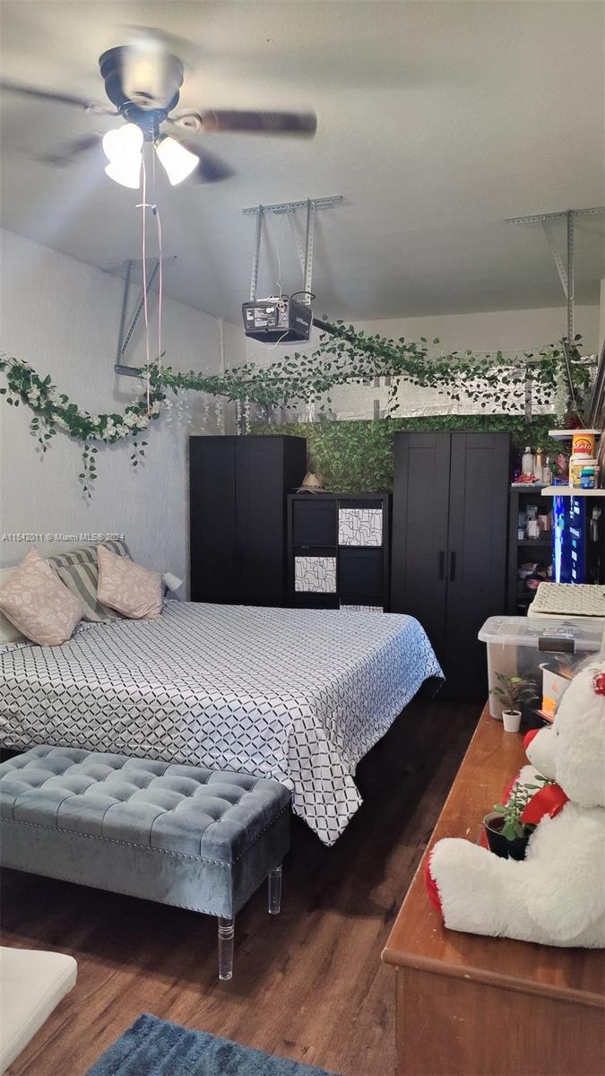 308 SE 37th Ter 0, Homestead, Florida 33033, 4 Bedrooms Bedrooms, ,2 BathroomsBathrooms,Residentiallease,For Rent,308 SE 37th Ter 0,A11542011