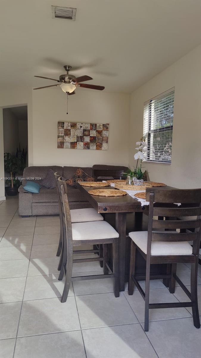 308 SE 37th Ter 0, Homestead, Florida 33033, 4 Bedrooms Bedrooms, ,2 BathroomsBathrooms,Residentiallease,For Rent,308 SE 37th Ter 0,A11542011