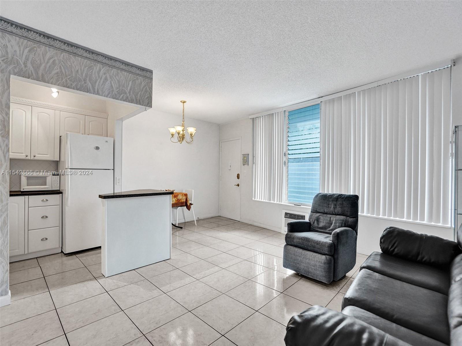 3177 S Ocean Dr 108, Hallandale Beach, Florida 33009, 1 Bedroom Bedrooms, ,1 BathroomBathrooms,Residential,For Sale,3177 S Ocean Dr 108,A11542666