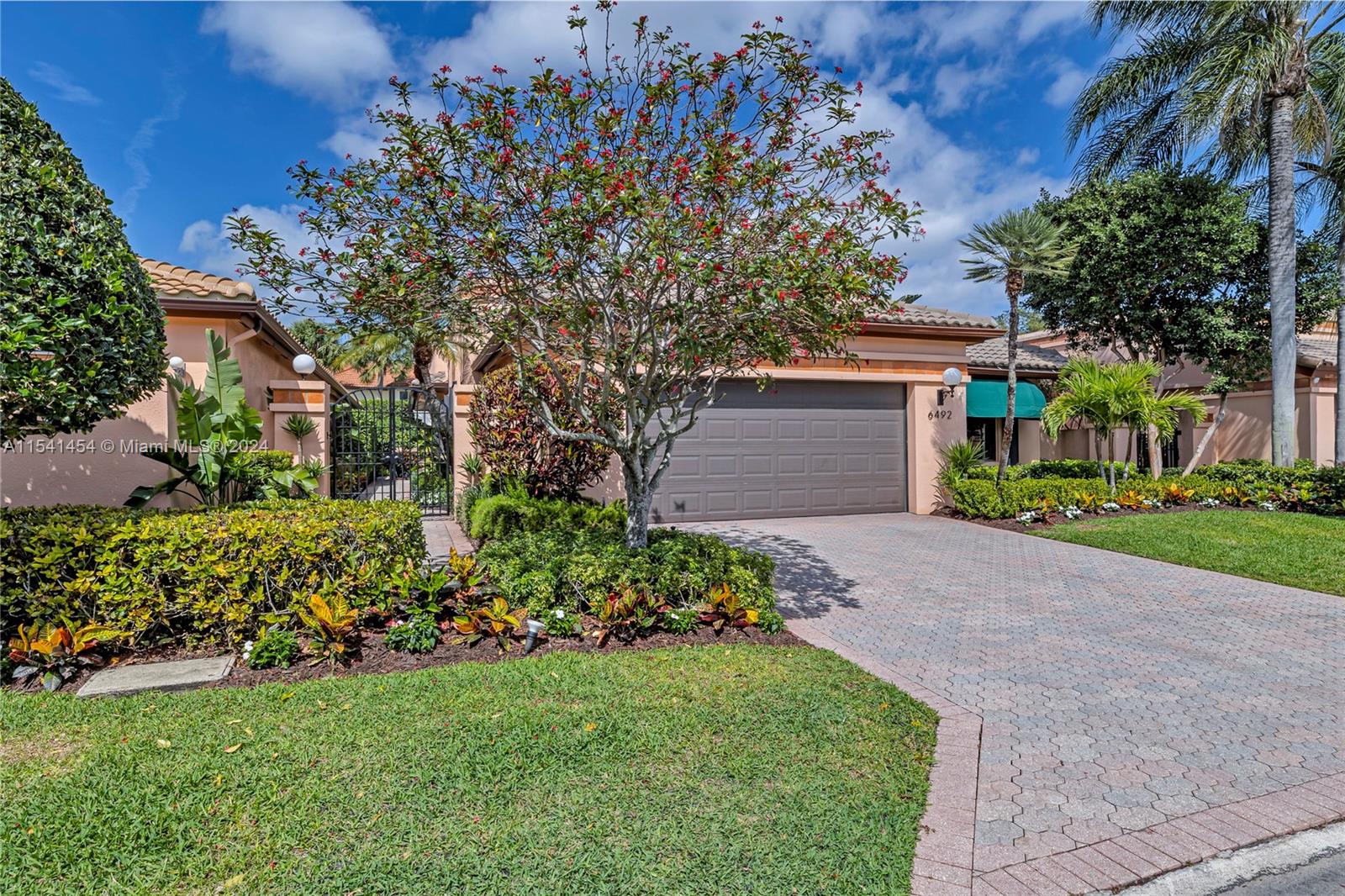 6492 Via Rosa, Boca Raton, FL 33433, 3 Bedrooms Bedrooms, ,3 BathroomsBathrooms,Residential,For Sale,Via Rosa,A11541454