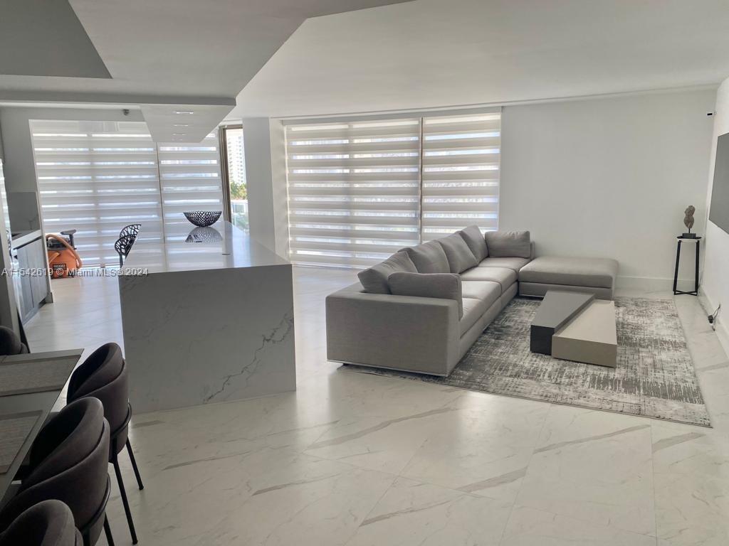 19707 Turnberry Way 7G, Aventura, Florida 33180, 2 Bedrooms Bedrooms, ,2 BathroomsBathrooms,Residentiallease,For Rent,19707 Turnberry Way 7G,A11542619