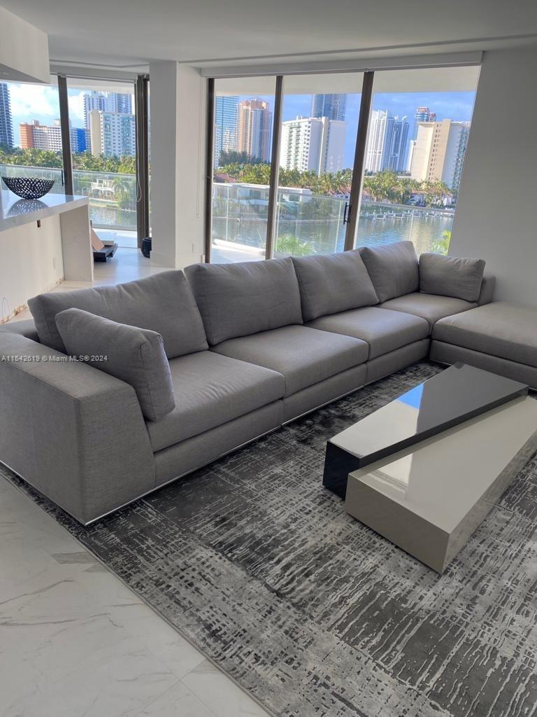 19707 Turnberry Way 7G, Aventura, Florida 33180, 2 Bedrooms Bedrooms, ,2 BathroomsBathrooms,Residentiallease,For Rent,19707 Turnberry Way 7G,A11542619