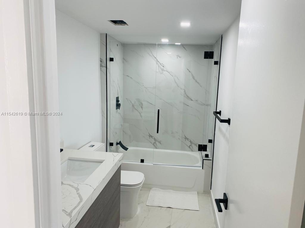 19707 Turnberry Way 7G, Aventura, Florida 33180, 2 Bedrooms Bedrooms, ,2 BathroomsBathrooms,Residentiallease,For Rent,19707 Turnberry Way 7G,A11542619