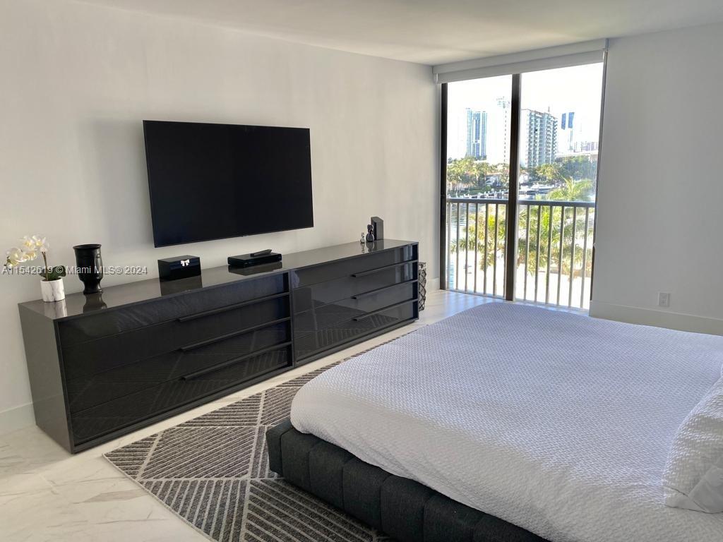 19707 Turnberry Way 7G, Aventura, Florida 33180, 2 Bedrooms Bedrooms, ,2 BathroomsBathrooms,Residentiallease,For Rent,19707 Turnberry Way 7G,A11542619