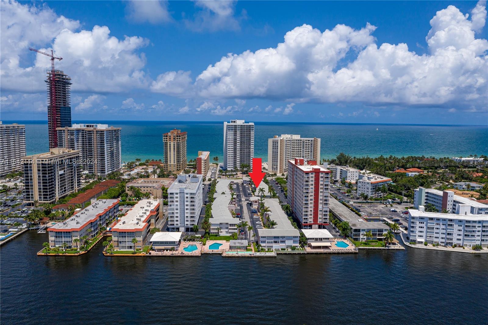 3131 S Ocean Dr 110, Hallandale Beach, Florida 33009, 1 Bedroom Bedrooms, ,1 BathroomBathrooms,Residentiallease,For Rent,3131 S Ocean Dr 110,A11542114