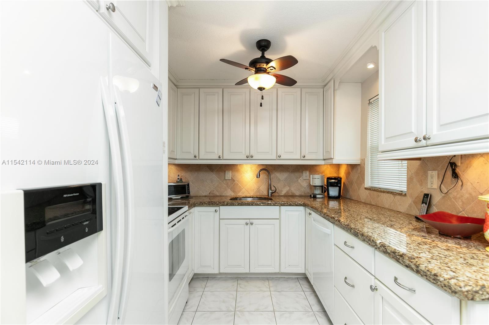 3131 S Ocean Dr 110, Hallandale Beach, Florida 33009, 1 Bedroom Bedrooms, ,1 BathroomBathrooms,Residentiallease,For Rent,3131 S Ocean Dr 110,A11542114