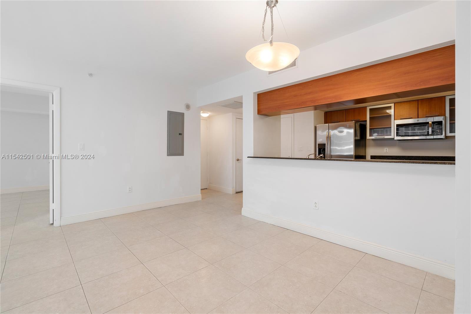 1800 N Bayshore Dr 2114, Miami, Florida 33132, 2 Bedrooms Bedrooms, ,2 BathroomsBathrooms,Residentiallease,For Rent,1800 N Bayshore Dr 2114,A11542501