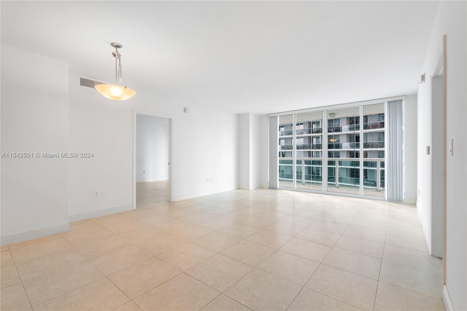1800 N Bayshore Dr 2114, Miami, Florida 33132, 2 Bedrooms Bedrooms, ,2 BathroomsBathrooms,Residentiallease,For Rent,1800 N Bayshore Dr 2114,A11542501
