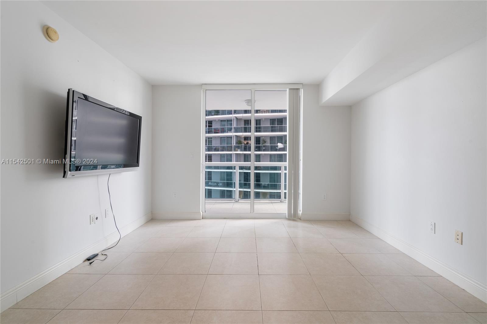 1800 N Bayshore Dr 2114, Miami, Florida 33132, 2 Bedrooms Bedrooms, ,2 BathroomsBathrooms,Residentiallease,For Rent,1800 N Bayshore Dr 2114,A11542501