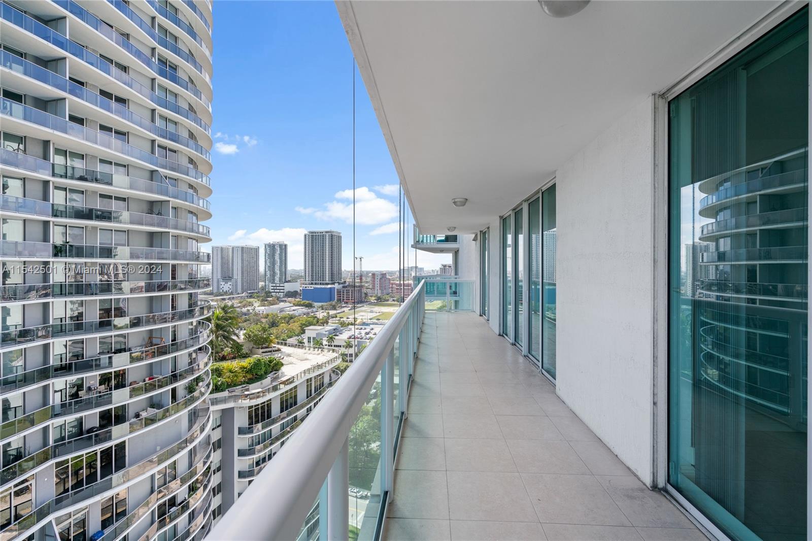 1800 N Bayshore Dr 2114, Miami, Florida 33132, 2 Bedrooms Bedrooms, ,2 BathroomsBathrooms,Residentiallease,For Rent,1800 N Bayshore Dr 2114,A11542501