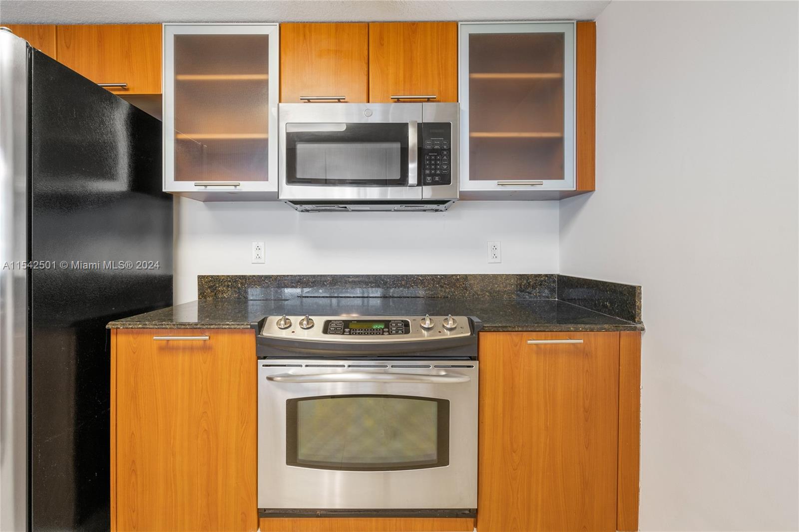 1800 N Bayshore Dr 2114, Miami, Florida 33132, 2 Bedrooms Bedrooms, ,2 BathroomsBathrooms,Residentiallease,For Rent,1800 N Bayshore Dr 2114,A11542501