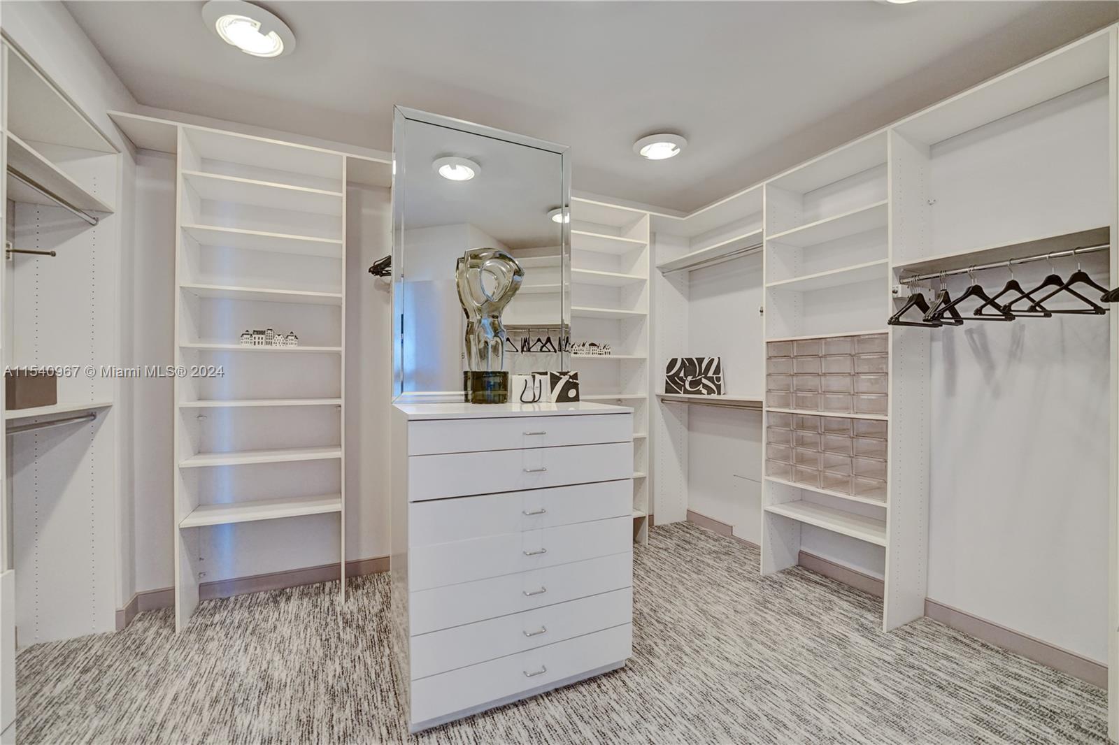 3801 207th St, Aventura, FL, 33180 United States, 3 Bedrooms Bedrooms, ,3 BathroomsBathrooms,Residential,For Sale,207th St,A11540967