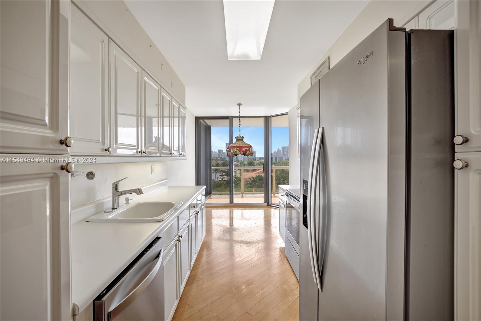 3598 Yacht Club Dr 703, Aventura, Florida 33180, 3 Bedrooms Bedrooms, ,2 BathroomsBathrooms,Residential,For Sale,3598 Yacht Club Dr 703,A11540484