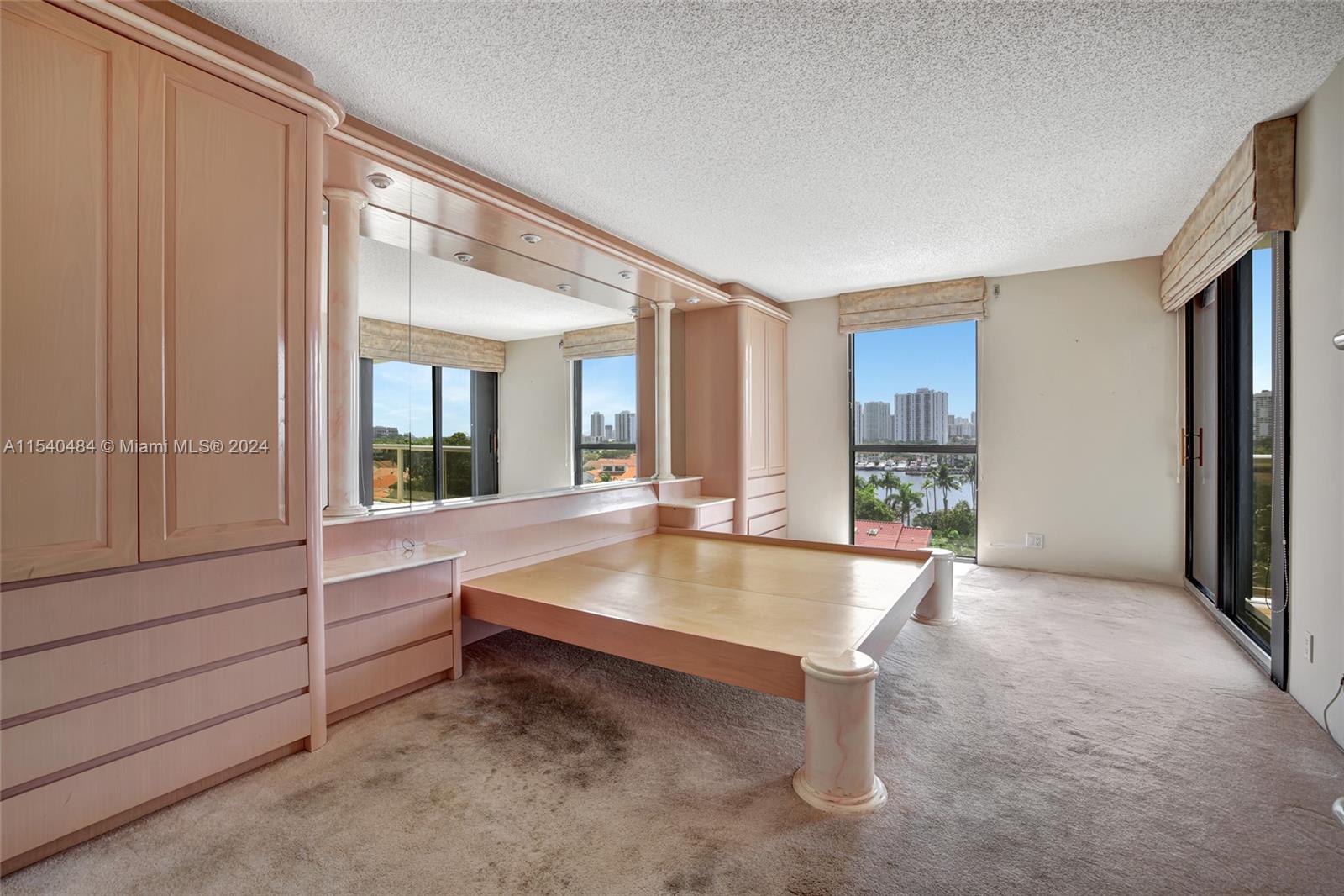 3598 Yacht Club Dr, Aventura, FL, 33180 United States, 2 Bedrooms Bedrooms, ,2 BathroomsBathrooms,Residential,For Sale,Yacht Club Dr,A11540484