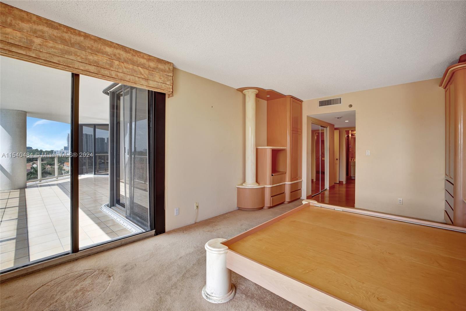 3598 Yacht Club Dr 703, Aventura, Florida 33180, 3 Bedrooms Bedrooms, ,2 BathroomsBathrooms,Residential,For Sale,3598 Yacht Club Dr 703,A11540484