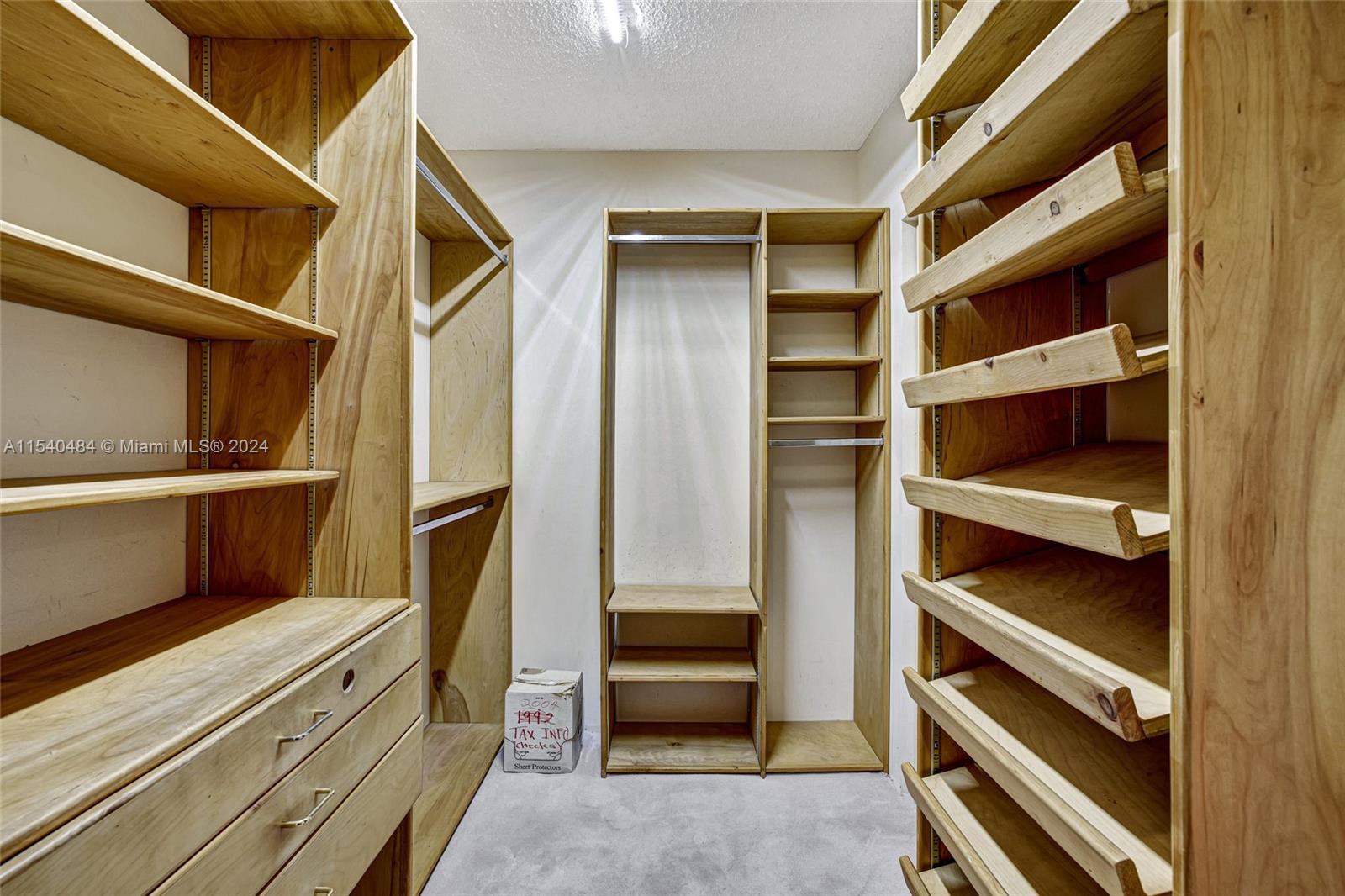 3598 Yacht Club Dr 703, Aventura, Florida 33180, 3 Bedrooms Bedrooms, ,2 BathroomsBathrooms,Residential,For Sale,3598 Yacht Club Dr 703,A11540484