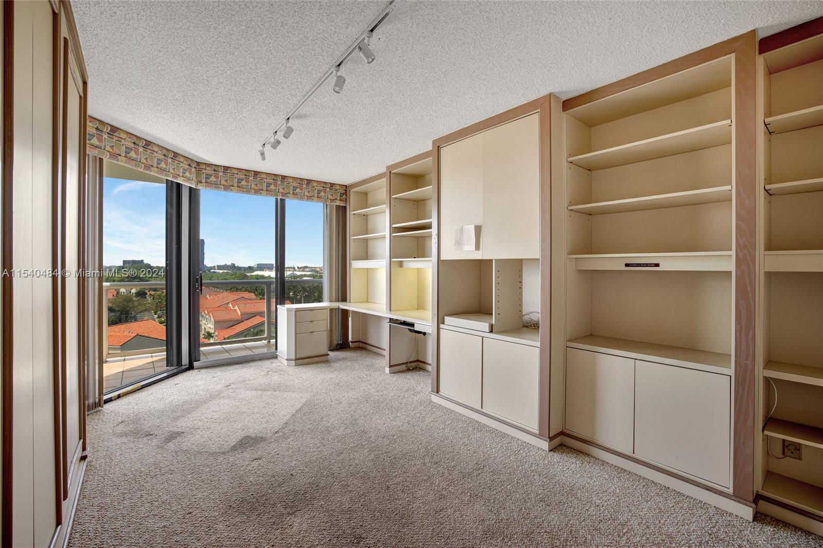 3598 Yacht Club Dr 703, Aventura, Florida 33180, 3 Bedrooms Bedrooms, ,2 BathroomsBathrooms,Residential,For Sale,3598 Yacht Club Dr 703,A11540484