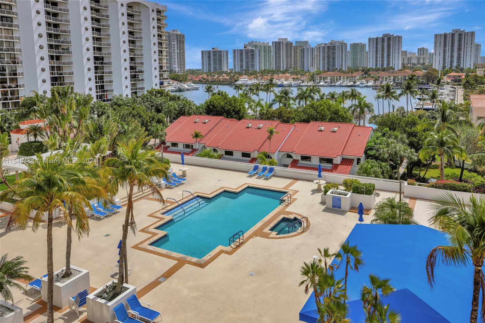 3598 Yacht Club Dr, Aventura, FL, 33180 United States, 2 Bedrooms Bedrooms, ,2 BathroomsBathrooms,Residential,For Sale,Yacht Club Dr,A11540484