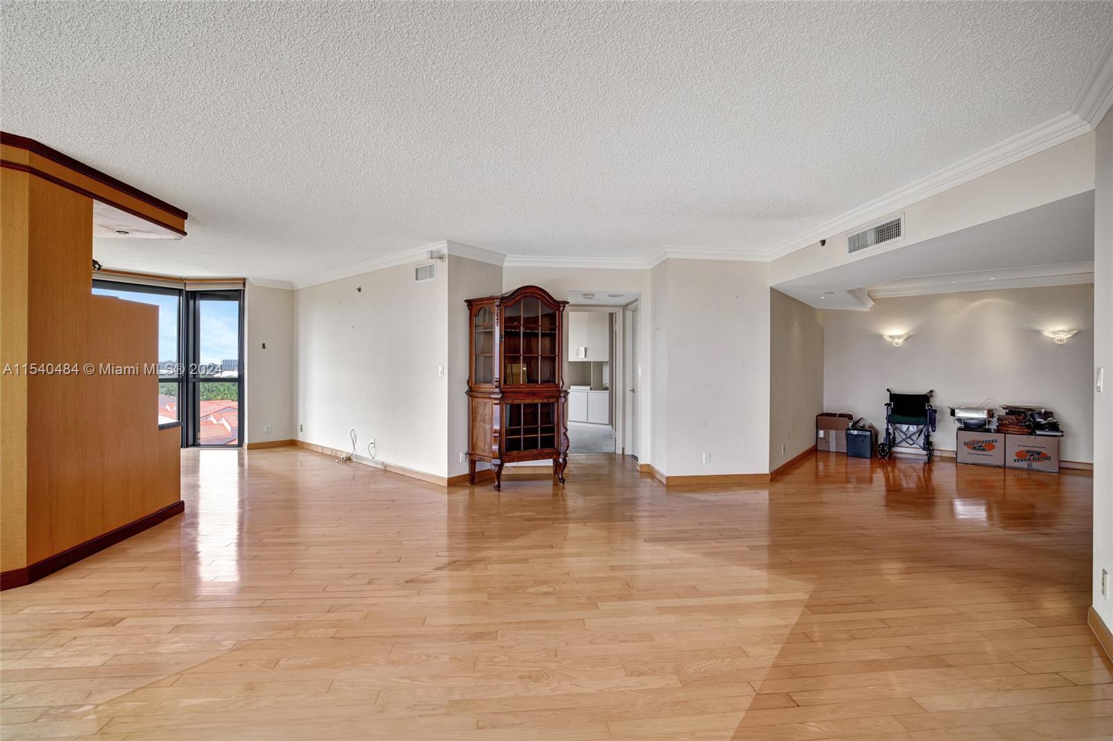 3598 Yacht Club Dr, Aventura, FL, 33180 United States, 2 Bedrooms Bedrooms, ,2 BathroomsBathrooms,Residential,For Sale,Yacht Club Dr,A11540484