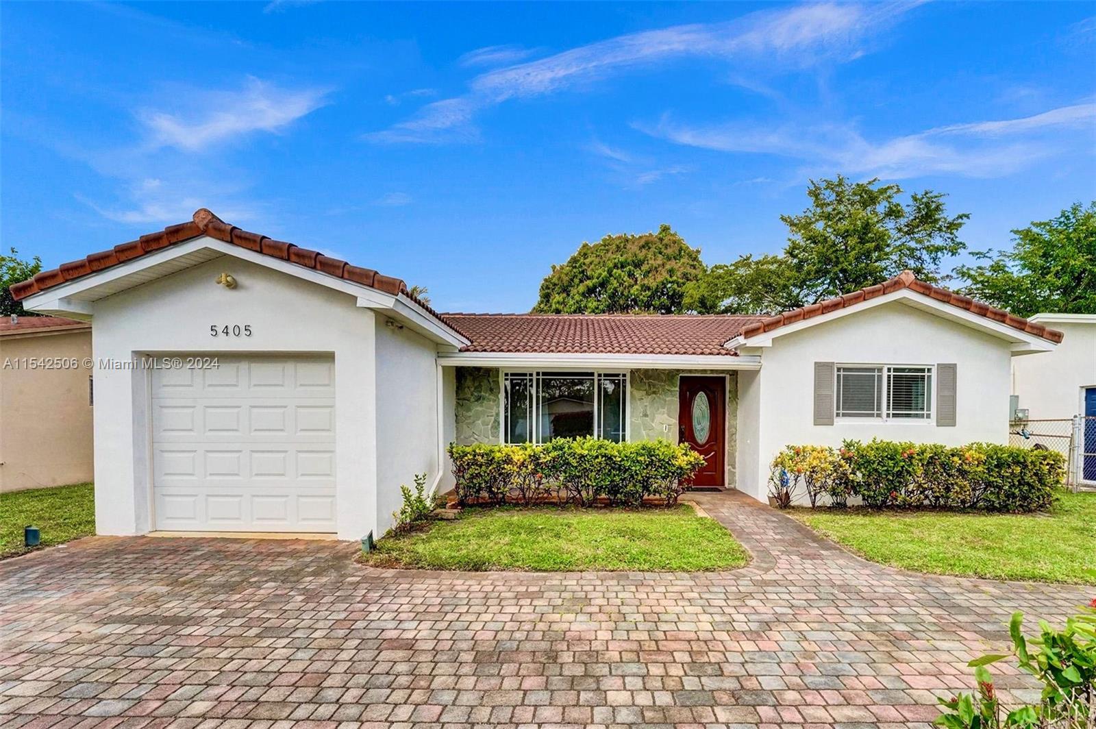 5405 Mckinley St, Hollywood, Florida 33021, 3 Bedrooms Bedrooms, ,2 BathroomsBathrooms,Residential,For Sale,5405 Mckinley St,A11542506