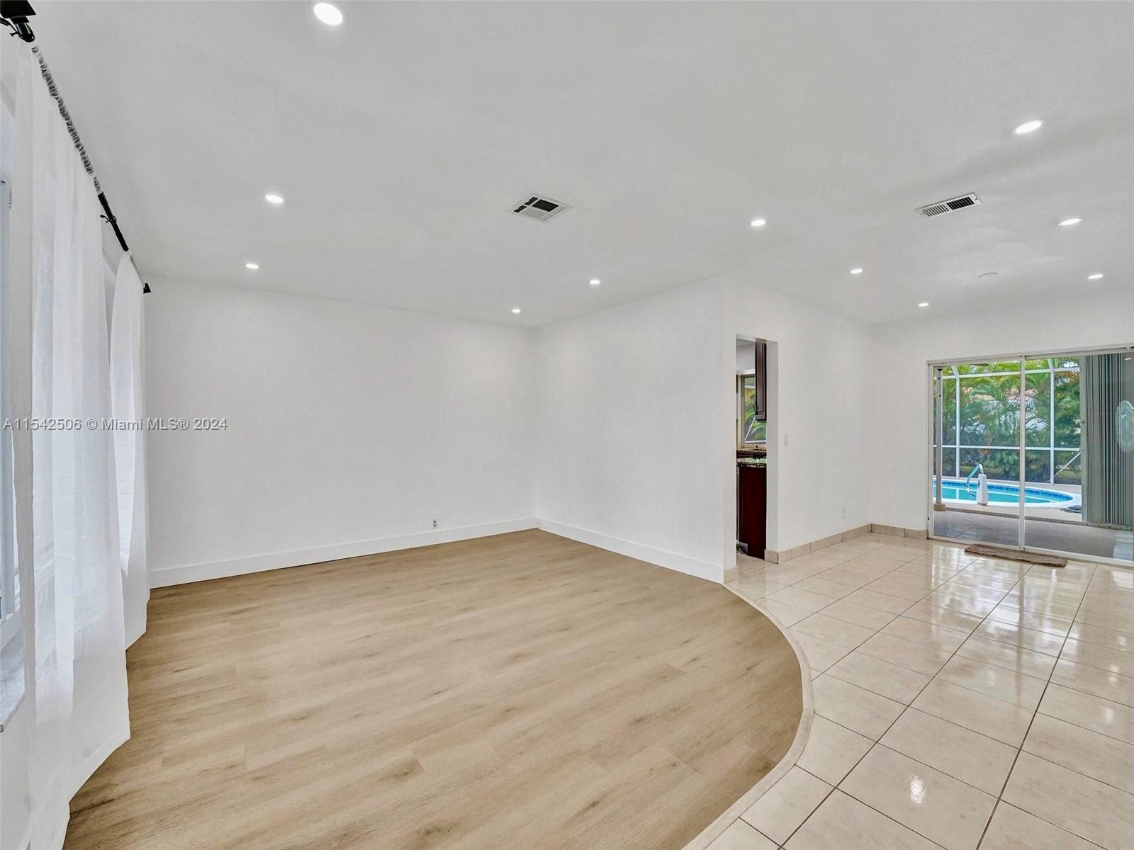 5405 Mckinley St, Hollywood, Florida 33021, 3 Bedrooms Bedrooms, ,2 BathroomsBathrooms,Residential,For Sale,5405 Mckinley St,A11542506