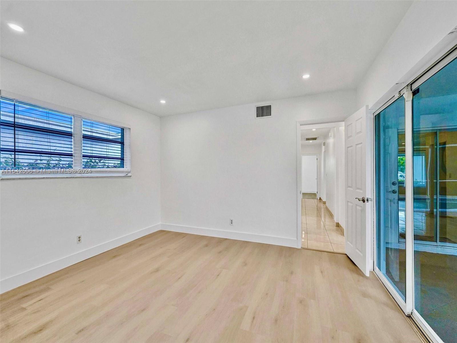 5405 Mckinley St, Hollywood, Florida 33021, 3 Bedrooms Bedrooms, ,2 BathroomsBathrooms,Residential,For Sale,5405 Mckinley St,A11542506