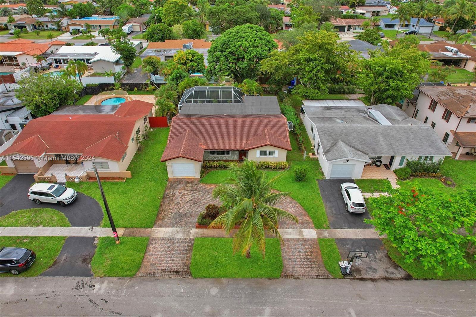 5405 Mckinley St, Hollywood, Florida 33021, 3 Bedrooms Bedrooms, ,2 BathroomsBathrooms,Residential,For Sale,5405 Mckinley St,A11542506